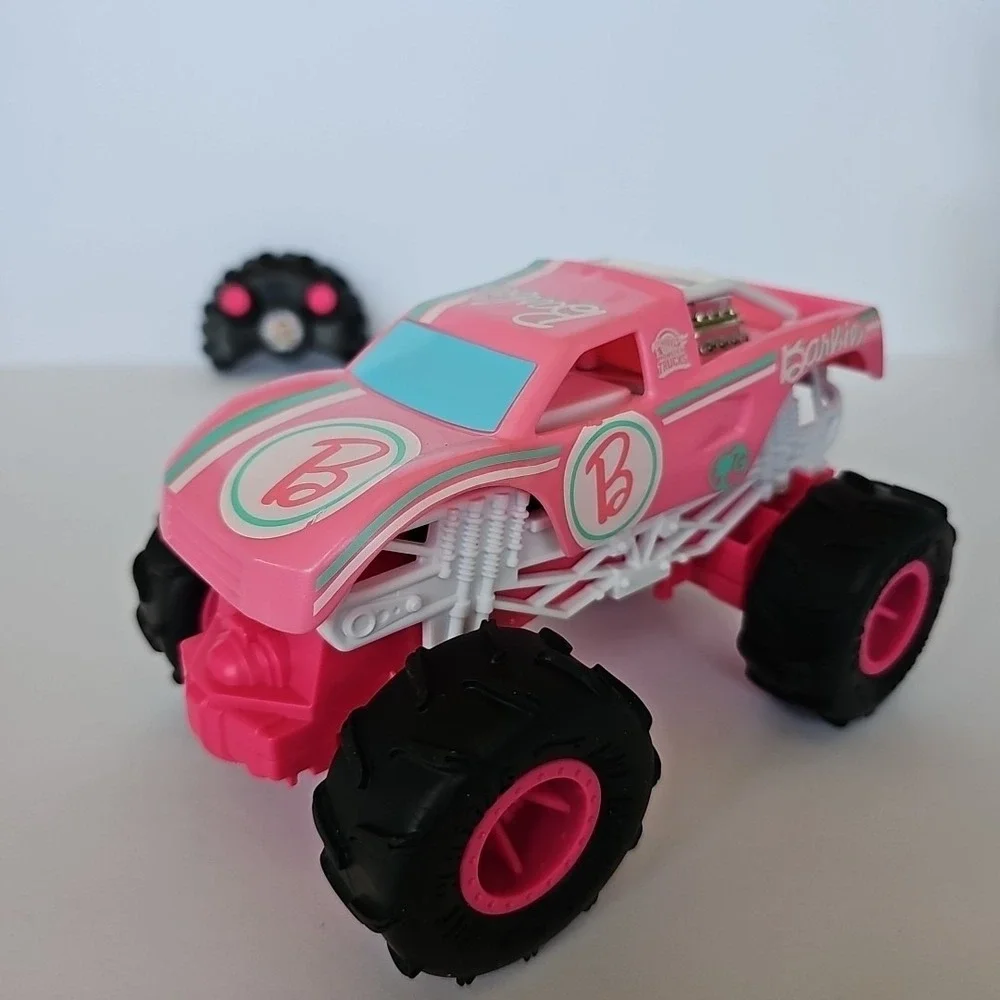 Modern Hot Wheels Barbie Monster Truck RC Remote Control Pink 1:24 HNV02 Toy Car